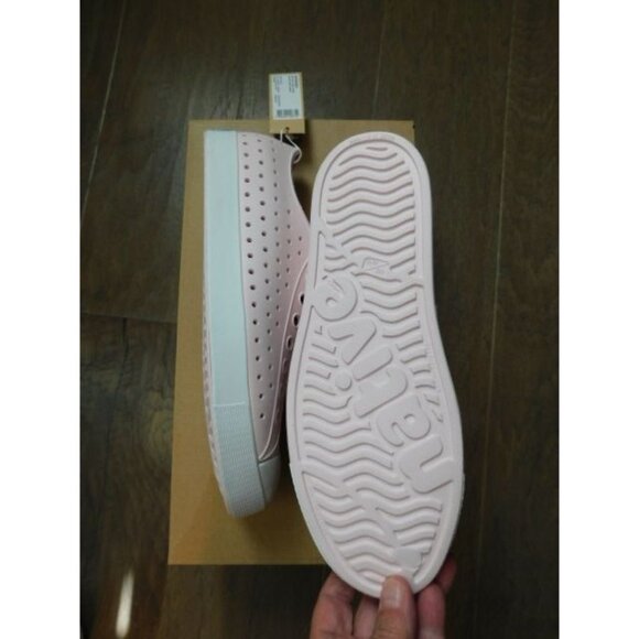 Native Size 10 Pink Jefferson Pink White Slip On Flat Shoes NEW W/Box - Picture 3 of 4